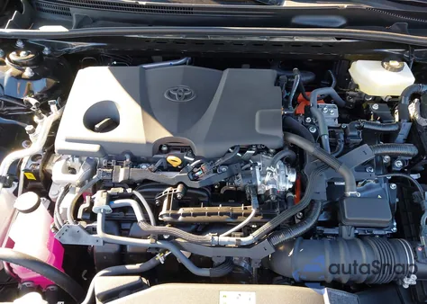 2025 Toyota Camry Le z USA, uszkodzony, nr VIN 4T1DAACK4SU619368